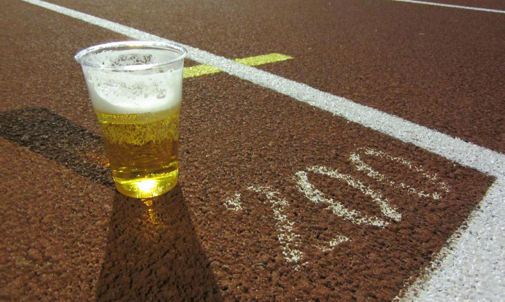 The Beerchase Groningen: Estafetteloop met om de 200 meter een biertje.